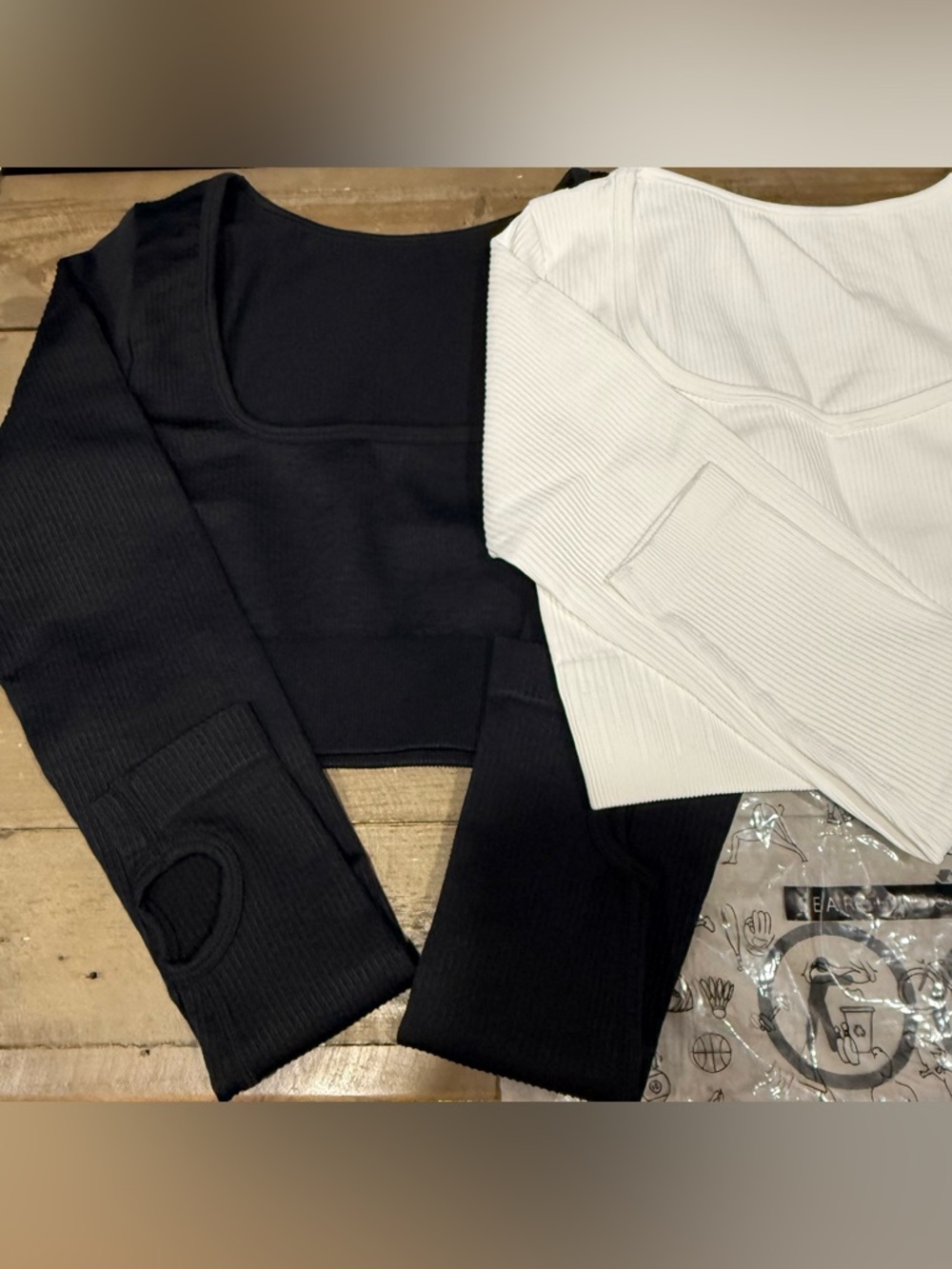 OQQ Ribbed Long Sleeve Crop Top Duo in Black & White SET - Picture 2 of 4